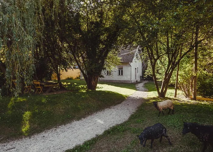 Design Loft Im Wienerwald - Ruhe & Natur Nahe Wien Casa de Férias Laaben